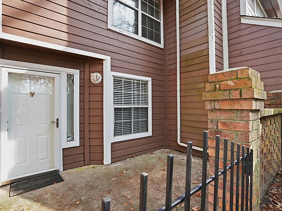 2nd image of 120 Luden Dr APT C