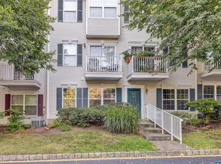 2243 Margaret Ct, Mahwah, NJ 07430