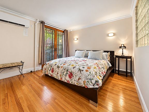 5th image of 350 Convent Ave #1