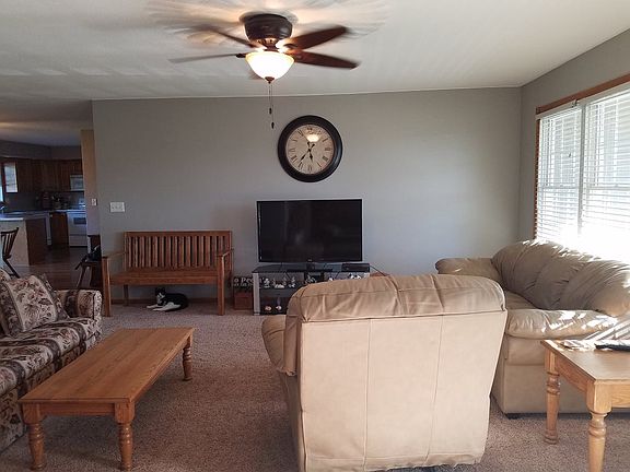 2nd image of 830 Breckenridge Dr