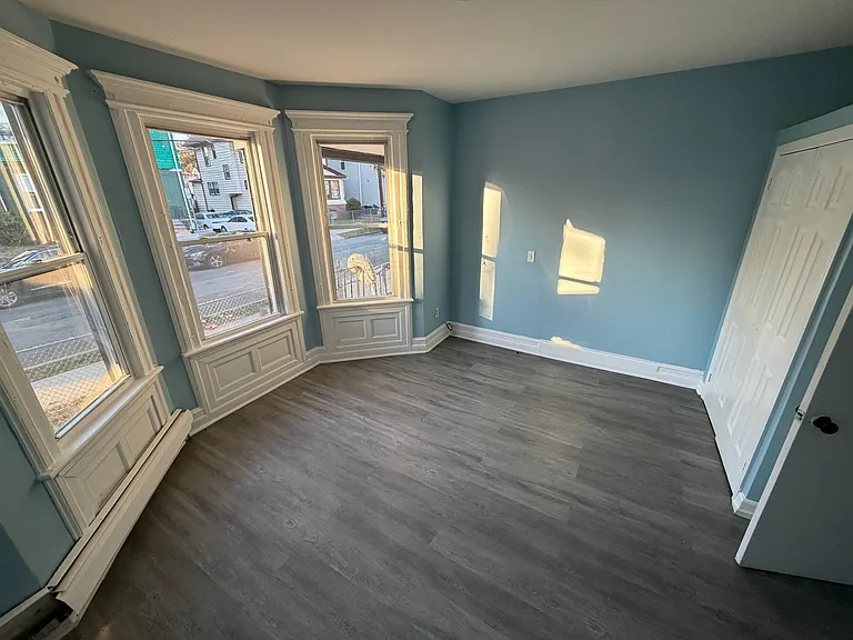104 N Munn Ave #3 — Photo 1