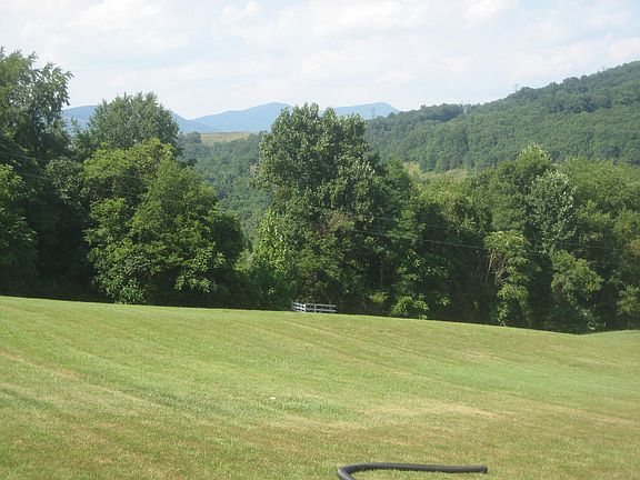 5th image of 78 Cristwood Ln