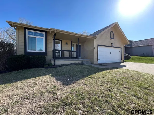 2721 Coffey Ave, Bellevue, NE 68123