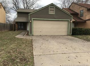 6703 S Troost Ave, Tulsa, OK 74136