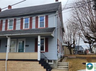 26 E Walnut St, Nazareth, PA 18064