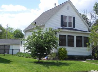 1325 26th St, Moline, IL 61265