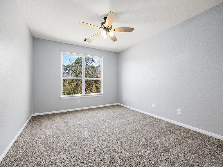 22335 Sawmill Ranch Dr — Photo 24