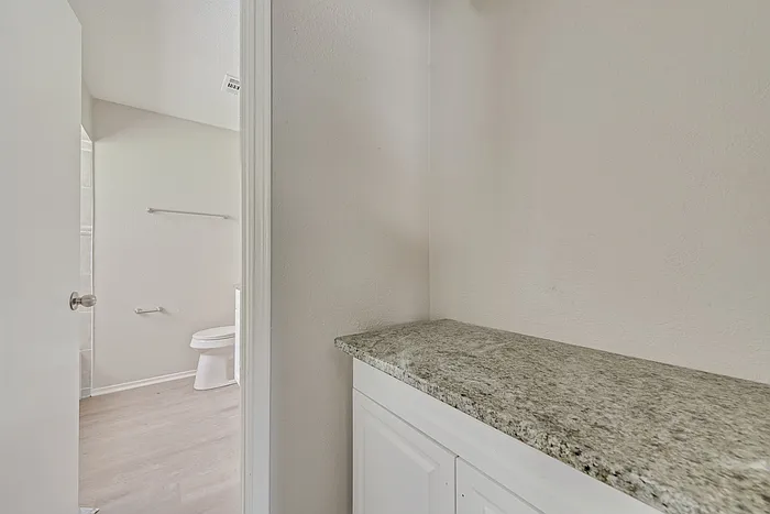 408 Town North Dr — Photo 12