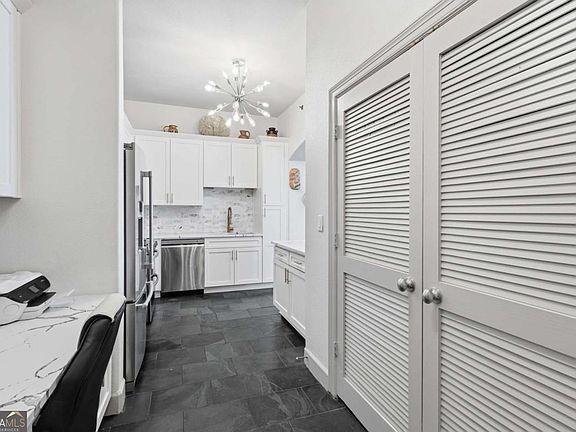 5th image of 3445 Stratford Rd NE APT 2104