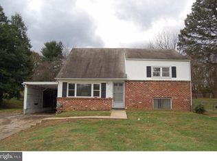 6 Frame Ave, Malvern, PA 19355