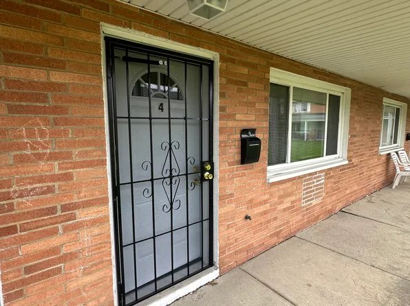 4878 Banbury Ct APT 4, Warrensville Heights, OH 44128
