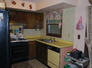 373 S Gale St, Elgin, IL 60123