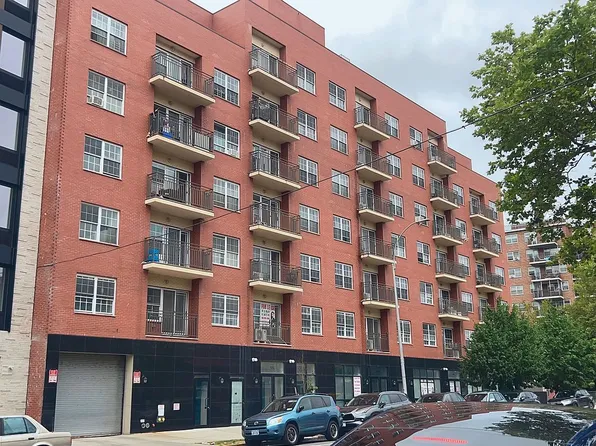 71-66 Parsons Blvd #4C, Fresh Meadows, NY 11365