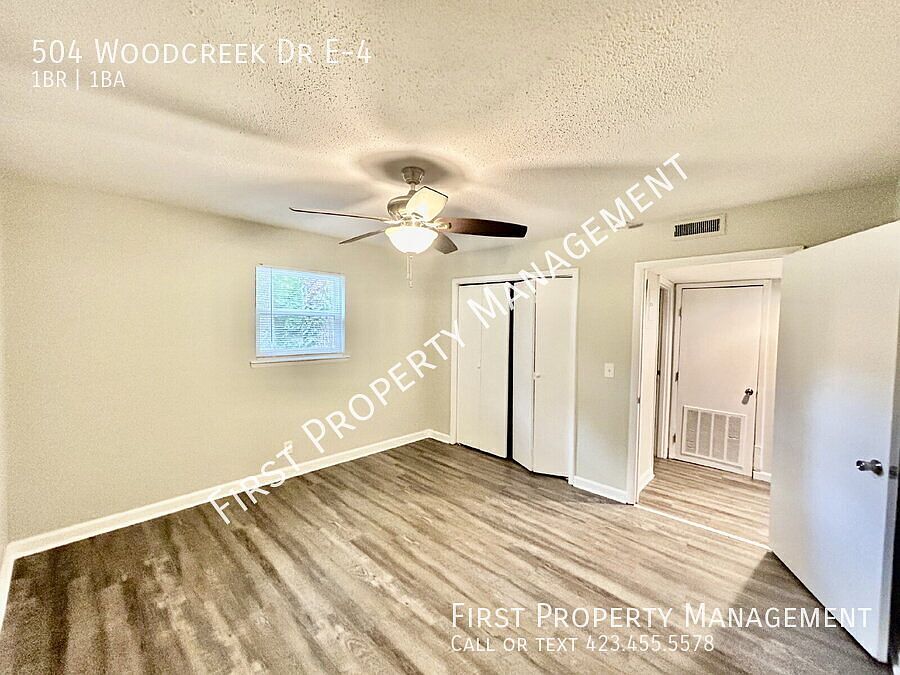 1st image of 504 Woodcreek Dr E #4