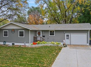 303 E Lyon St, Marshall, MN 56258