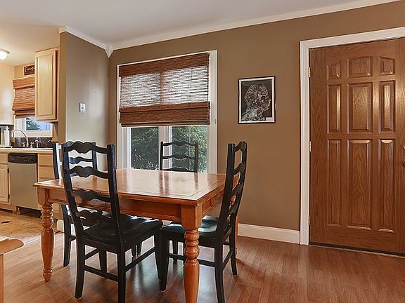 4th image of 1303 Moisant Dr