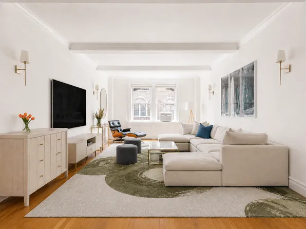 23 West 73rd Street image 1 of 7