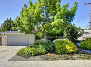 6600 Lincoln Ave, Carmichael, CA 95608
