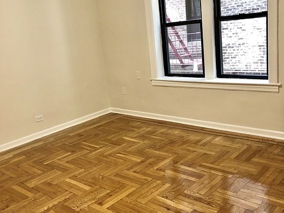 3rd image of 4414 47th Ave APT A3