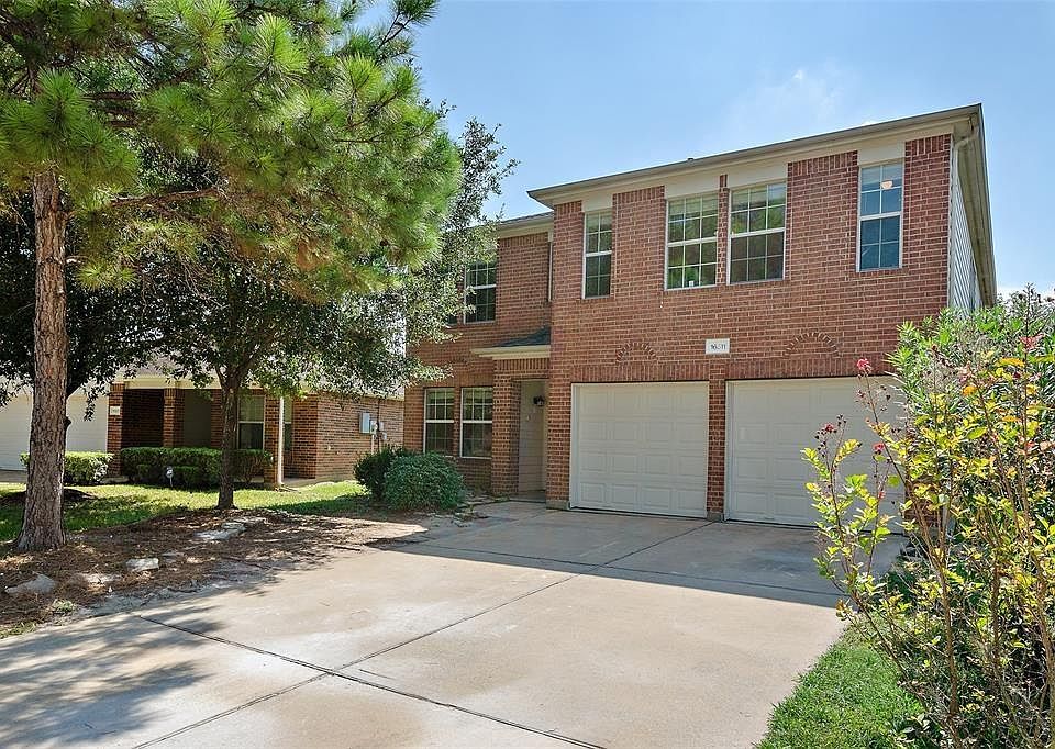 1st image of 16511 Grenada Falls Dr