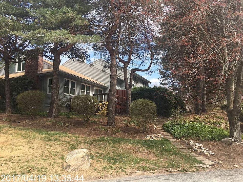 1st image of 7 Country Club Ln #C