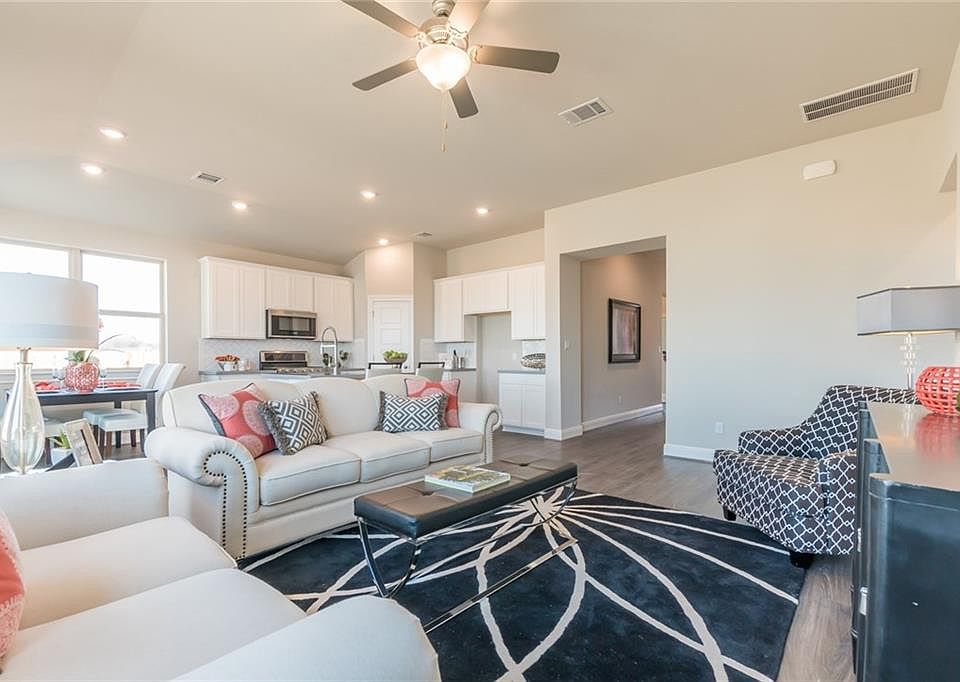 1st image of 200 Birkshire Dr