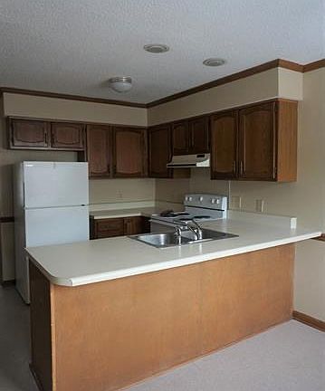 4th image of 319 Saint Andrews Dr #1-1-D