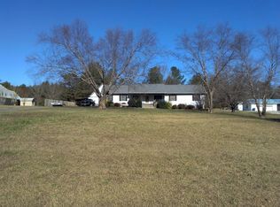 135 Den Creek Trl, Fayetteville, GA