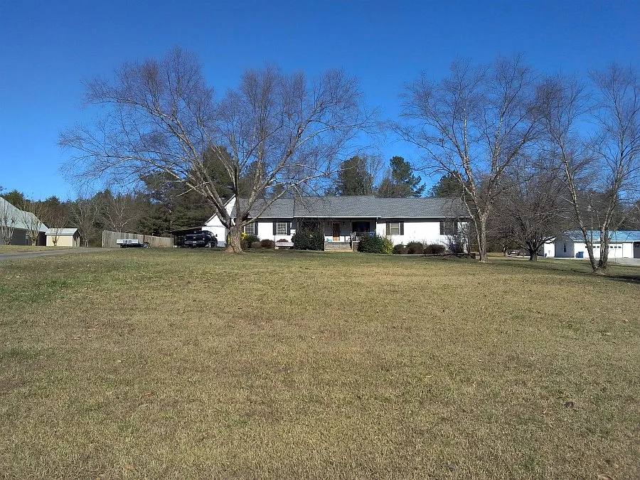 135 Den Creek Trl photo 1