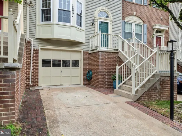 18637 Clovercrest Cir, Olney, MD 20832