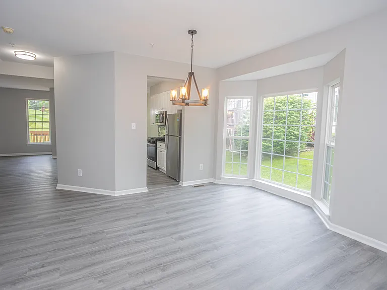 556 Mockingbird Way — Photo 10