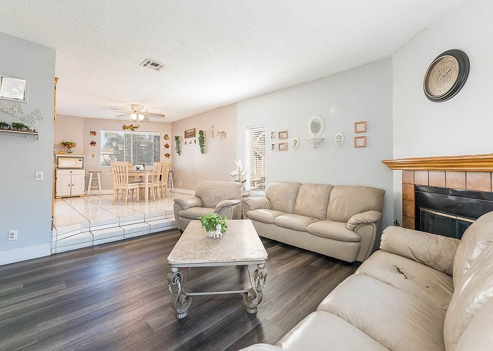 1st image of 8958 Burnet Ave Unit B1