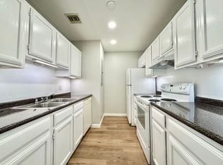 576A Worcester St #3, Southbridge, MA 01550