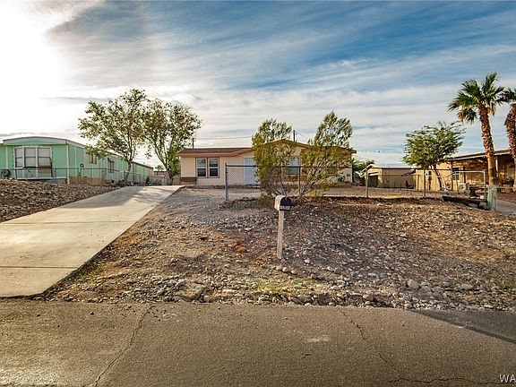 2nd image of 1364 Zircon Avenue