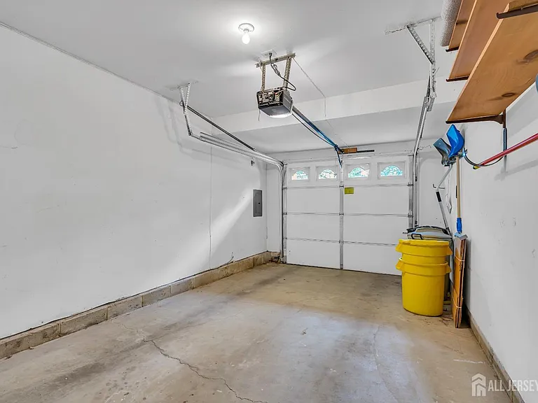 31 Fair Acres Ct — Photo 24
