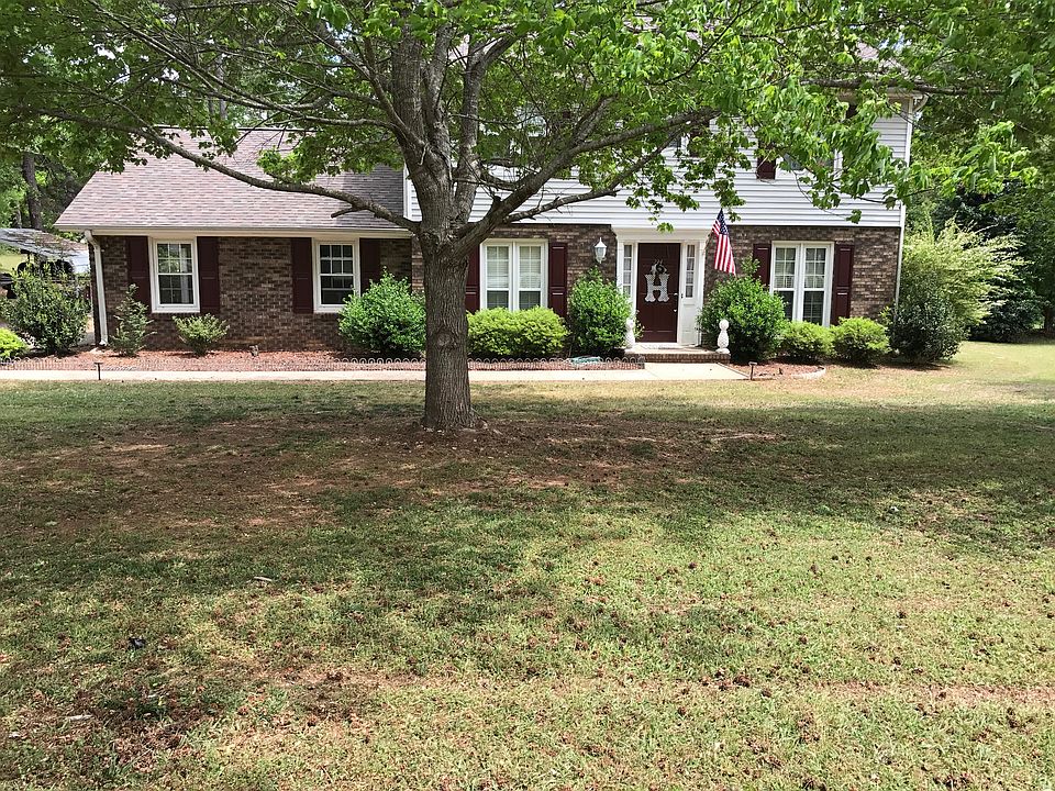 4 Bdr 2.5 Bath