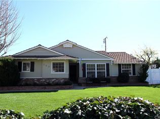 152 Roundup Rd, Glendora, CA 91741