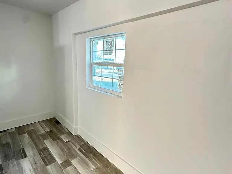 600 W Mimosa St — Photo 14