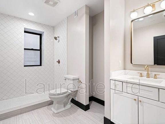 5th image of 1490 N Lafayette St Unit 206