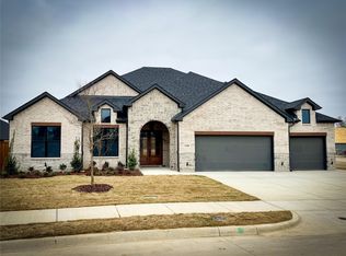 1420 Benjamin Trl, Van Alstyne, TX 75495