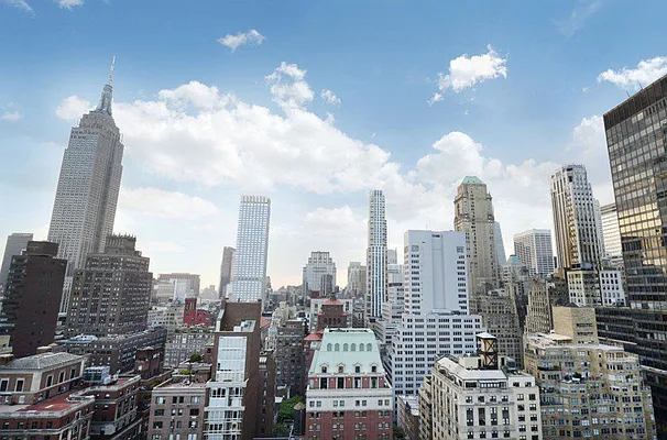 Rented by Carlyle Property Management | media 10