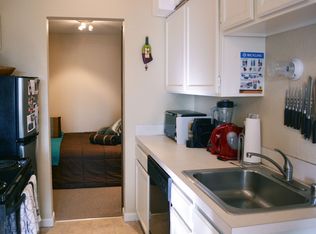 912 N 96th St #19342555, Seattle, WA 98103