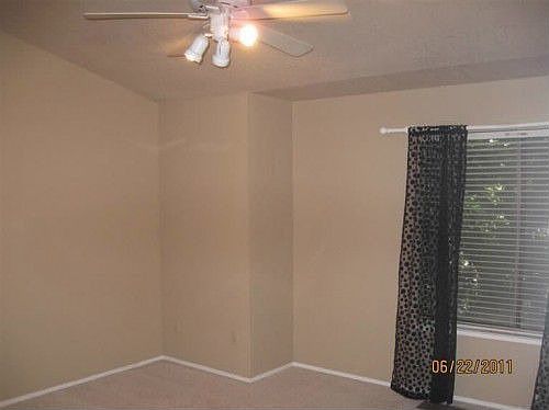 5th image of 2930 Driftwood Pl APT 41