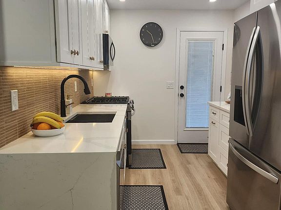 2nd image of 46 W Clearwater Road