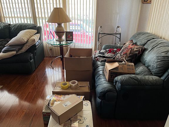 4th image of 7001-142D Avenue 302