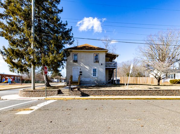 701 Buffalo Ave #A