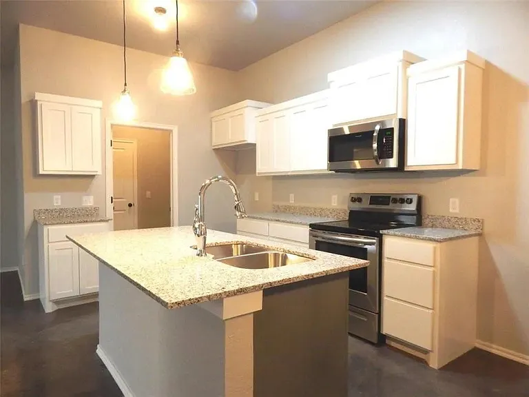 205 Park Pl — Photo 5