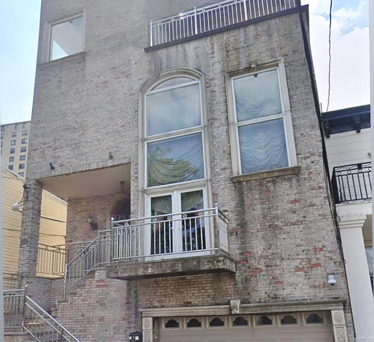 1 bed, 1.0 bath, 750 sqft, $2,700 — Photo 1