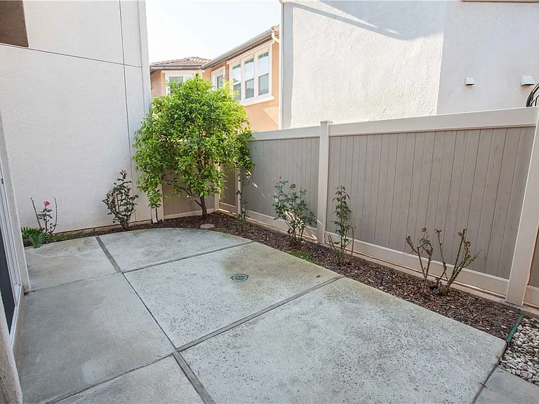 2889 Plaza Del Amo #108 — Photo 16