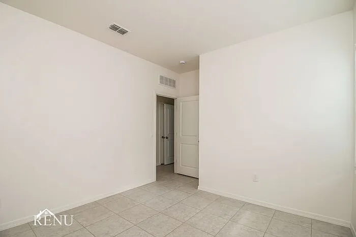 35494 W San Capistrano Ave — Photo 10